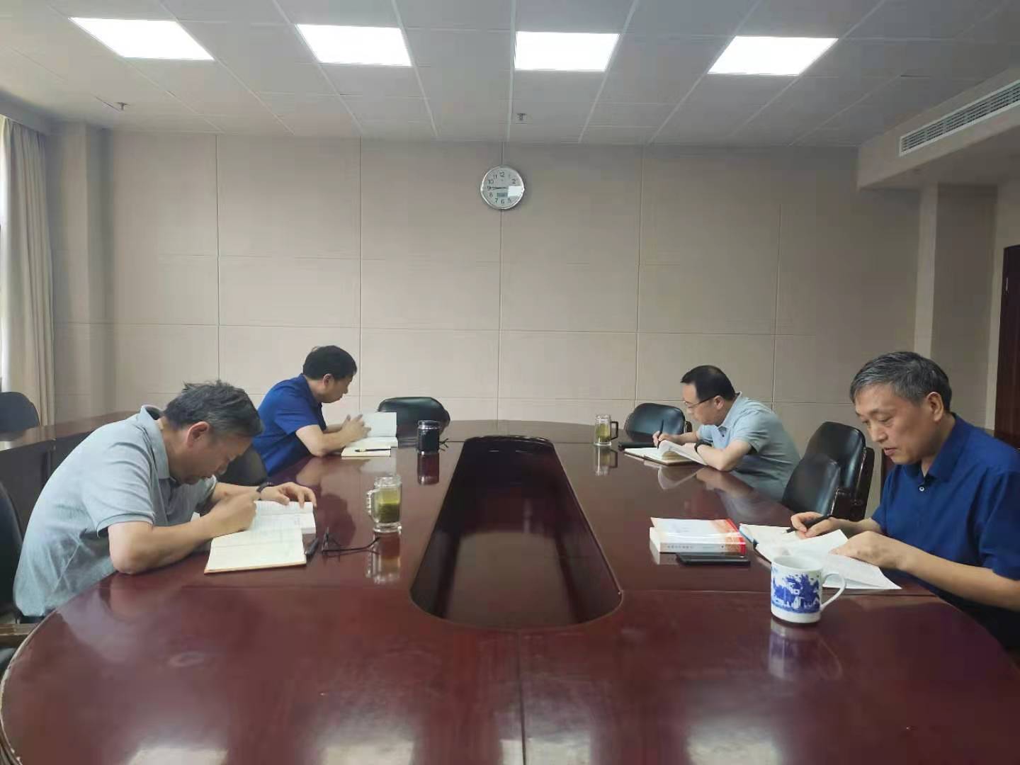 201.jpg